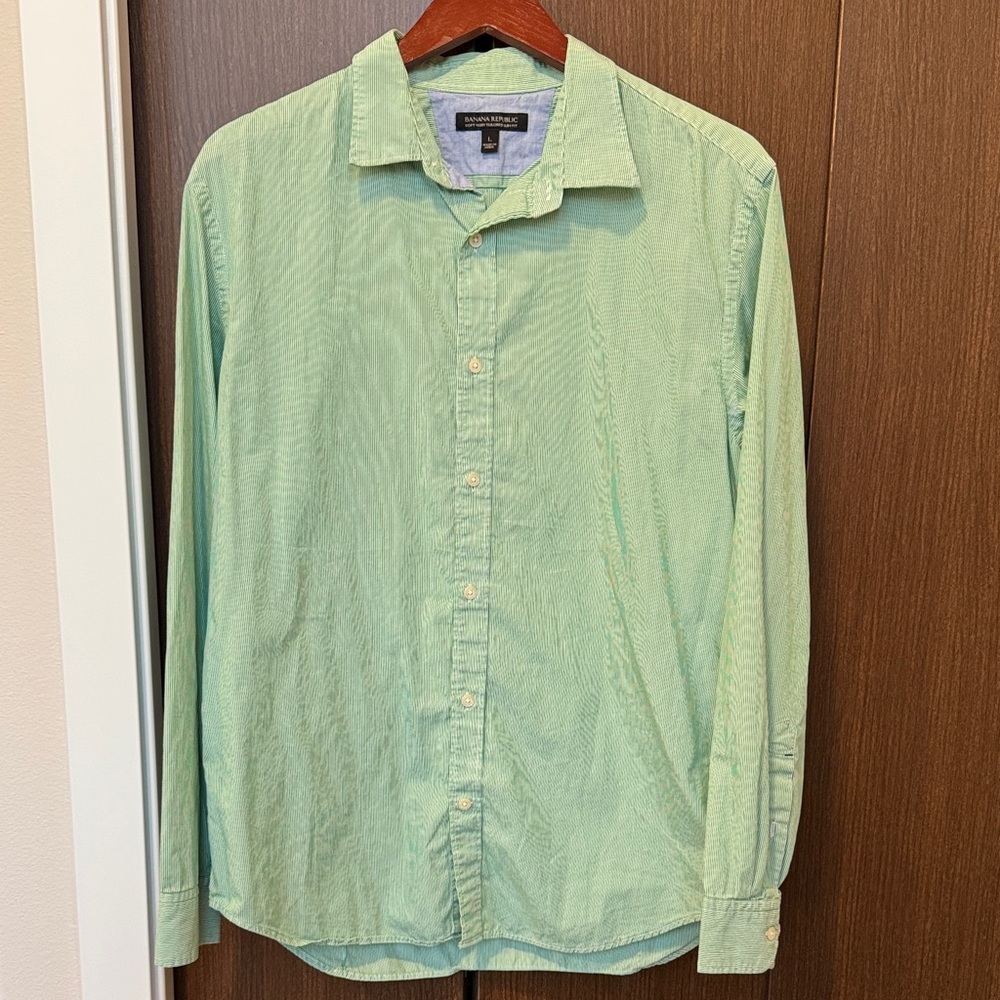 Banana Republic Light Green and White Casual Button Down Shirt